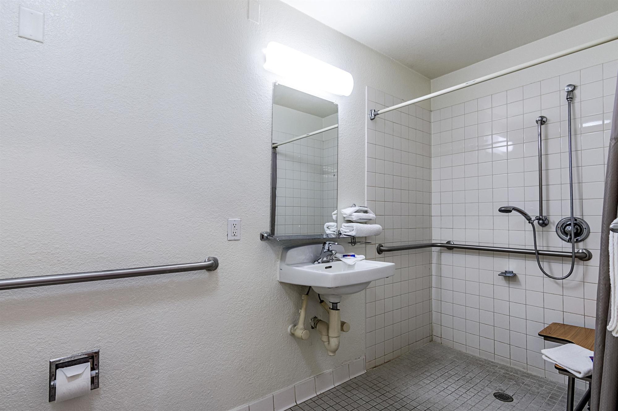 Park Inn By Radisson, Modesto Bagian luar foto