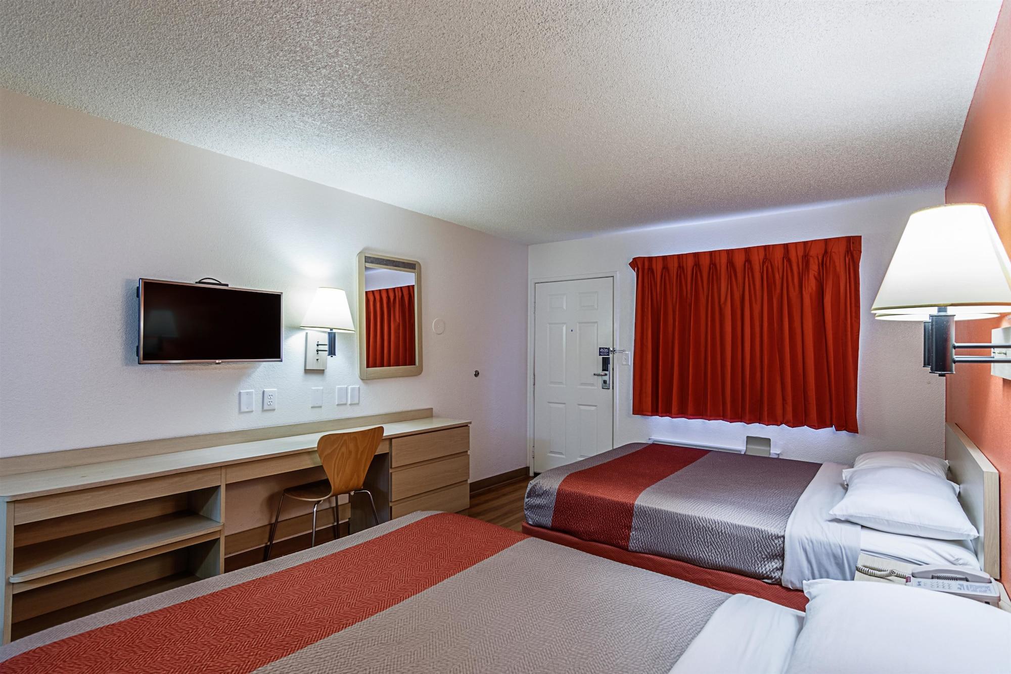 Park Inn By Radisson, Modesto Bagian luar foto