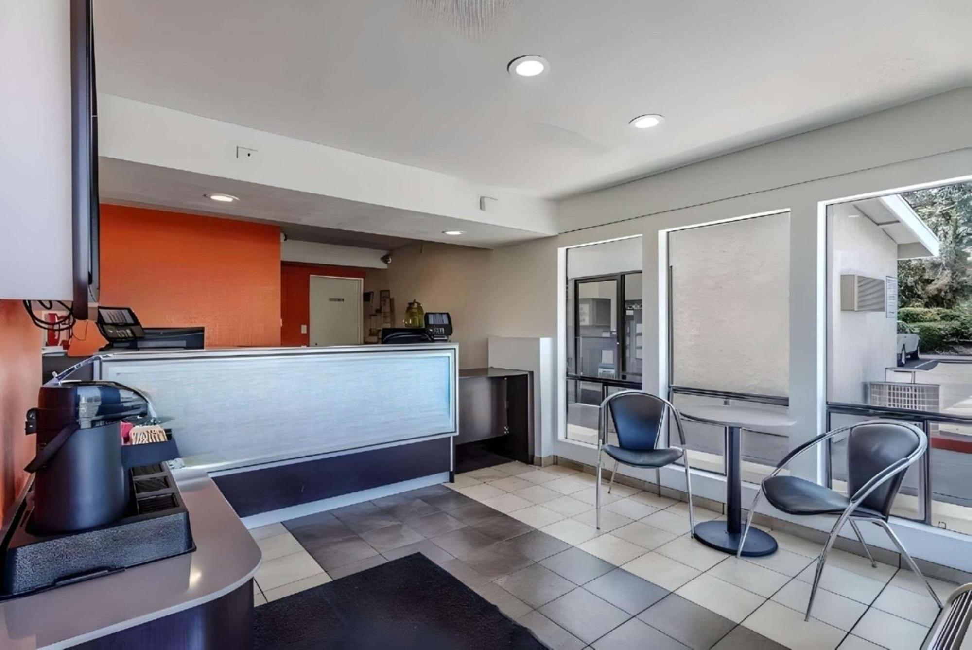 Park Inn By Radisson, Modesto Bagian luar foto