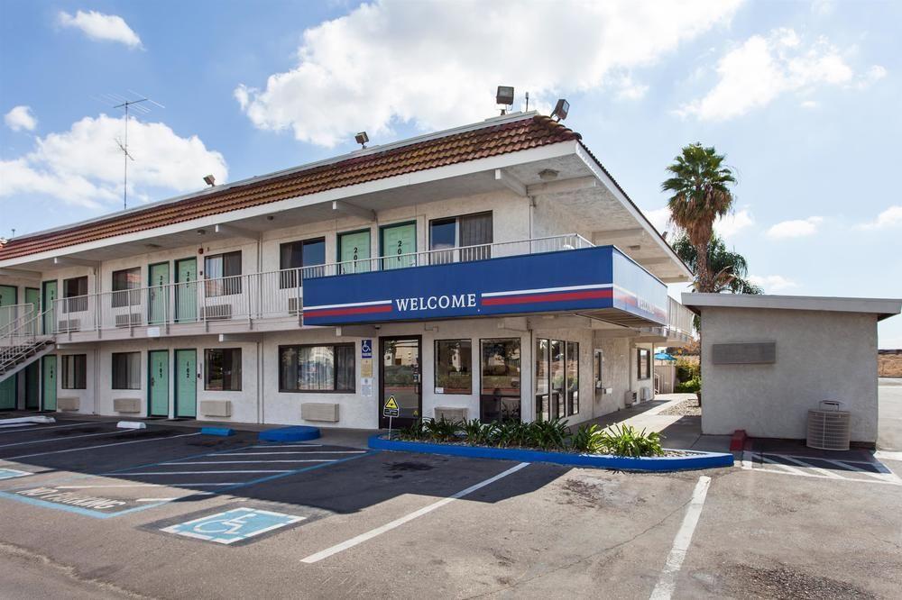 Park Inn By Radisson, Modesto Bagian luar foto
