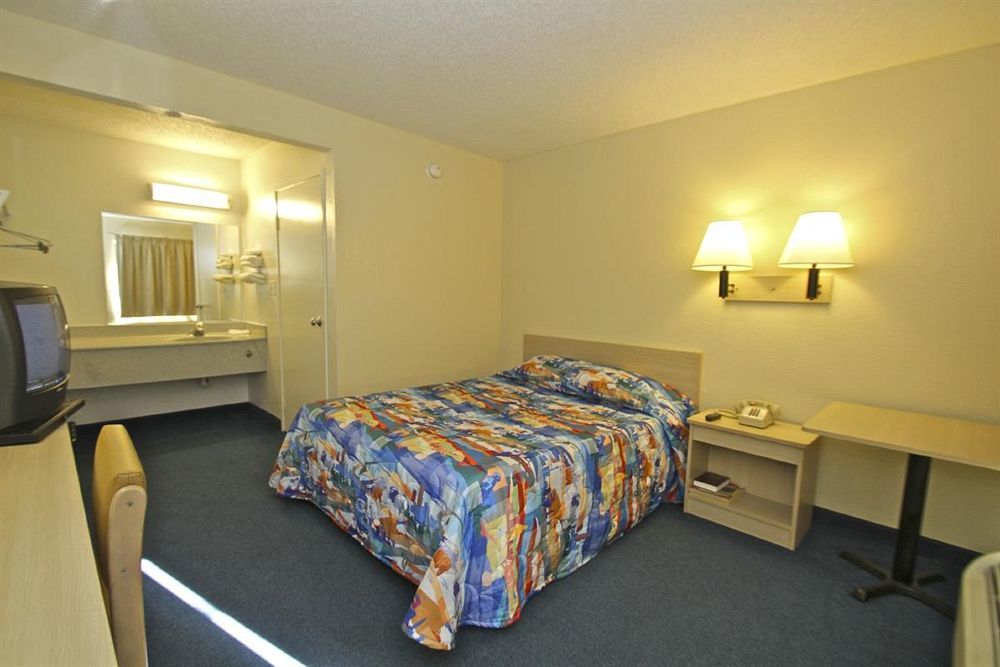 Park Inn By Radisson, Modesto Bagian luar foto